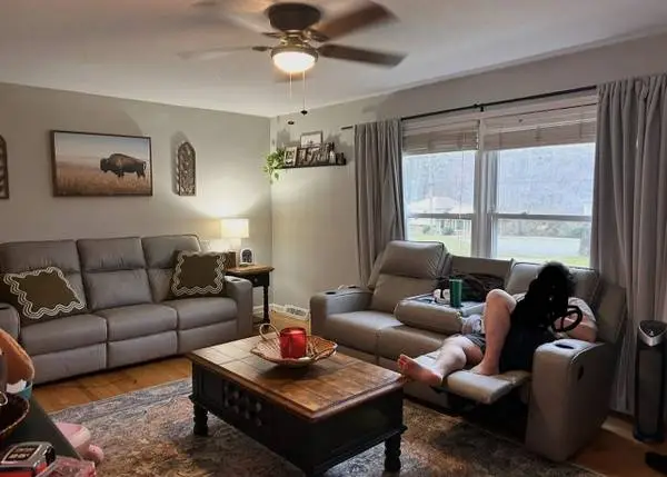 Reclining Sofa