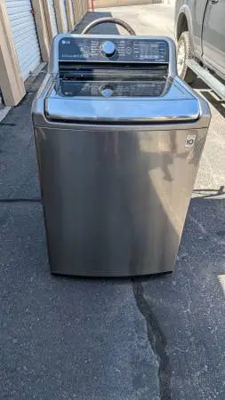 LG Direct Drive High-Efficiency Smart Top-Load Washer in the Graphite