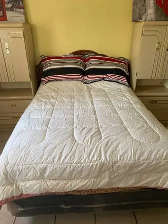 Bed with nightstands