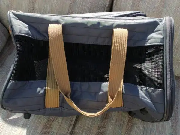Cat/Dog Travel Carrier