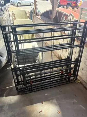 Foldable Twin Bed Frame w/ mattress
