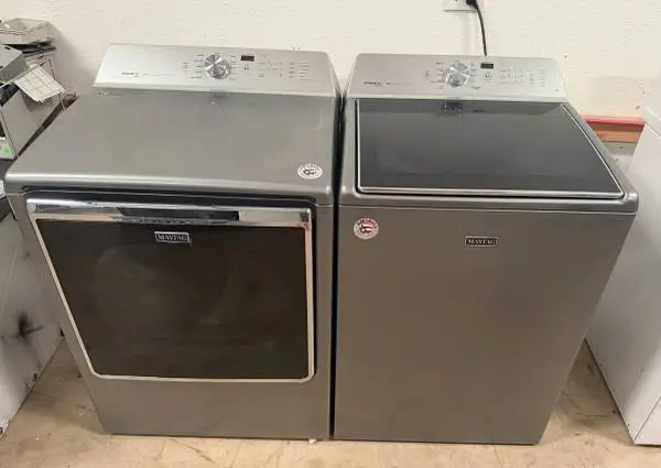 Maytag XXXL washer dryer
