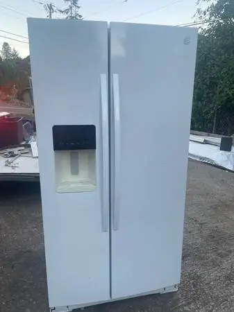 Kenmore Refrigerator / Shallow Depth.  Side by Side.