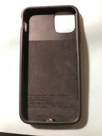 Like-New Cell Phone Case with battery recharger & battery in it
