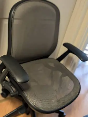 Nice office chairs in excellent condition