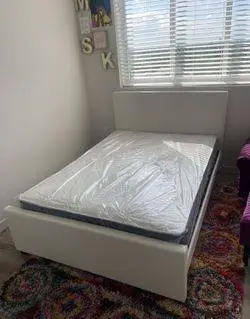 Twin mattress