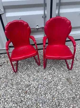 2- Vintage Metal Seashell Chairs Excellent Condition