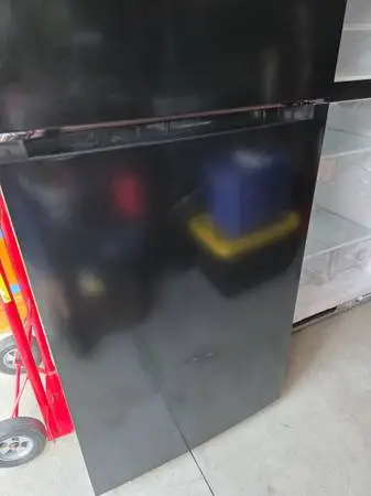 18 Cubic Foot Refrigerator/Freezer