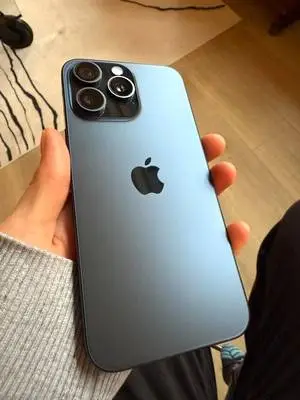 Apple iPhone 15 Pro Max 512GB – A17 Pro – Factory Unlocked