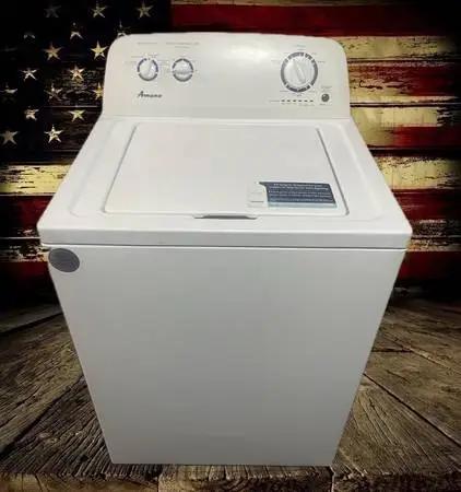 Amana Washer. Good basic model. Works great. Free delivery