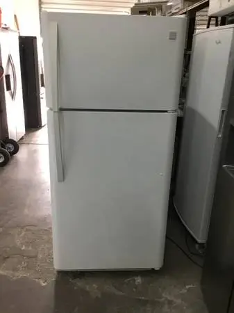White Kenmore Top freezer refrigerator