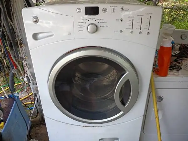 General Electric front load washing machine