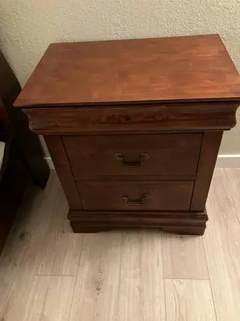 2 drawer night stand