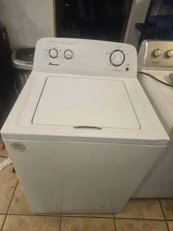 Amana washing machine, ceramic tub, new cntrl board, strong suspension