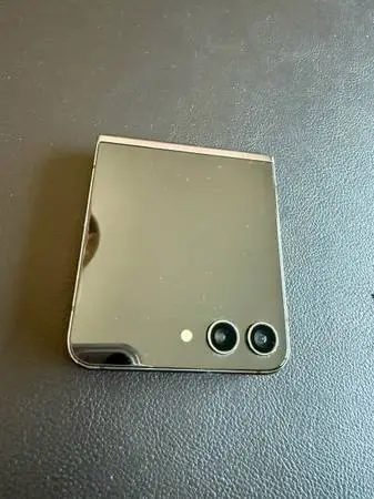 GALAXY Z FLIP 5 256GB