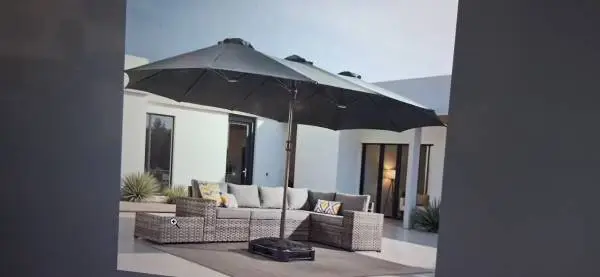 Brand new 9x15 sun shade