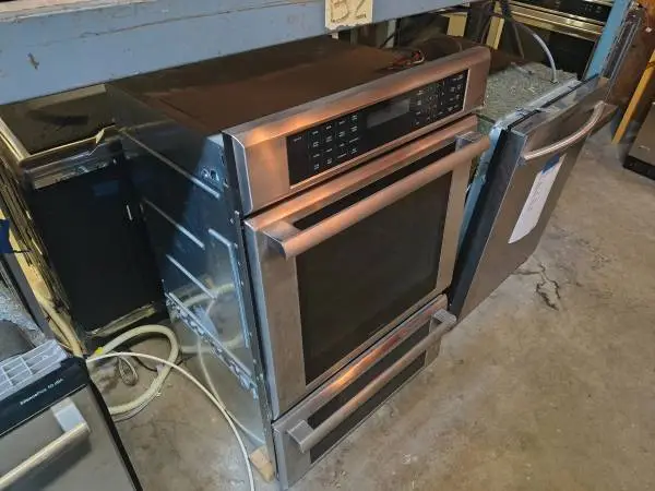 27W SS Thermador Combination Wall Oven & Warming Drawer Used