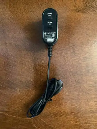 LG Micro-USB Connector Power Adapter