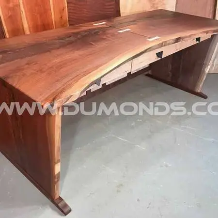 Live edge desks handmade in Covallis, MT