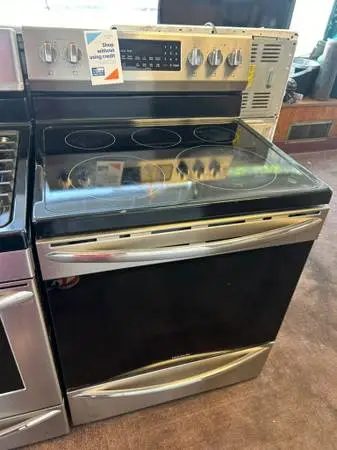 Frigidaire Gallery Electric Stove