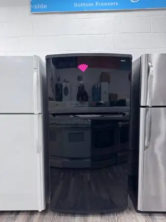 Kenmore 33”W Top Freezer Bottom Refrigerator With Excellent Condition
