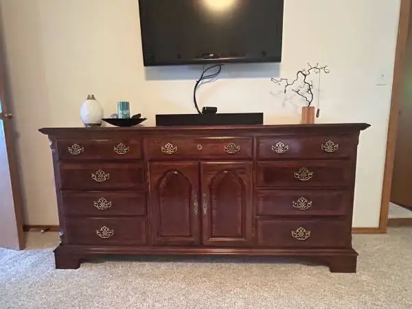 12 Drawer Dresser