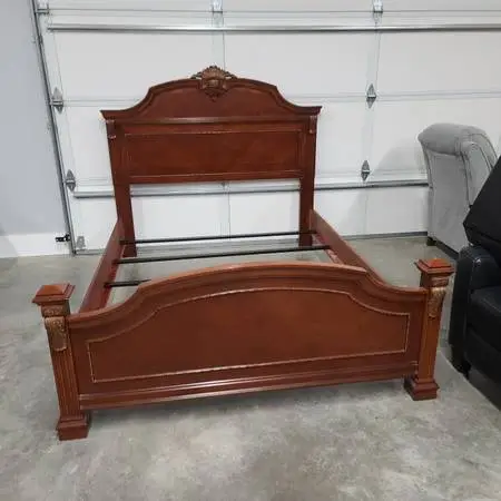 Beautiful Queen Bedframe