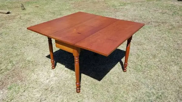 Drop Leaf Table