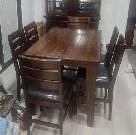 Table, counter height, 6 chairs