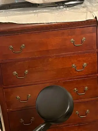 Beautiful wooden dresser, clean good drawers