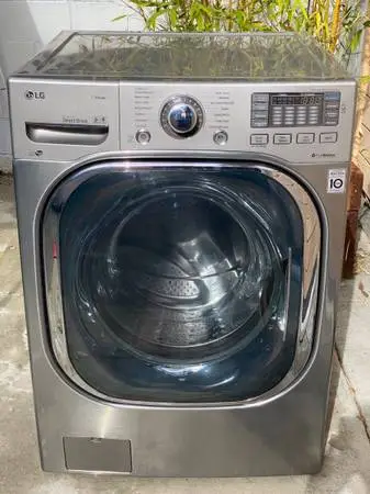 LG Ultra Large Capacity Washer 4.5 cu. ft.