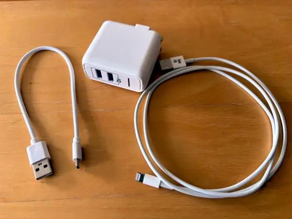 Anker travel charger + iPhone and micro USB cables