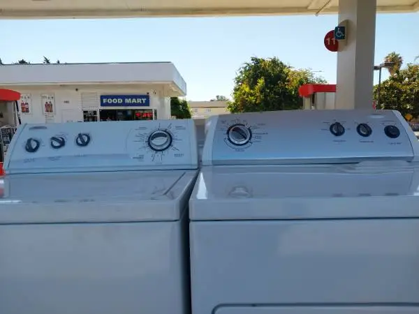 Whirlpool washer and Whirlpool electric dryer ( heavy-duty and super c