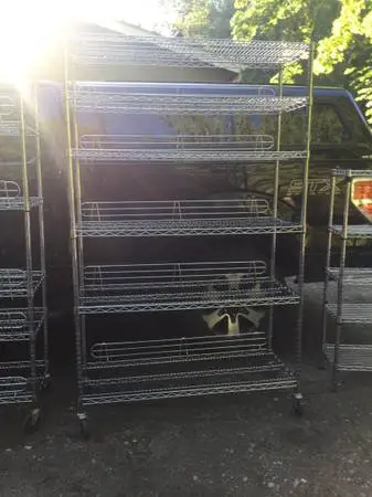 Metal wire rolling shelves