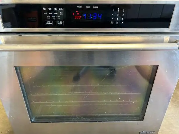 Dacor Conventional Electric Wall Oven 30”