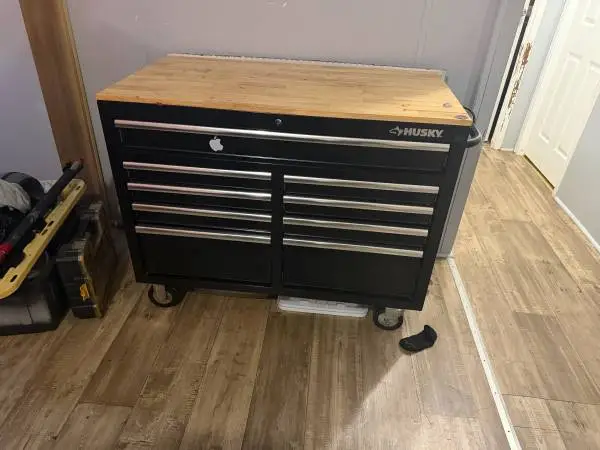 Husky Tool Bench
