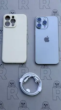 IPhone 15 Pro Max 1TB Factory unlocked