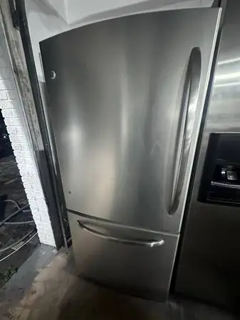 Refrigerator ge