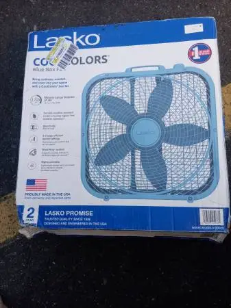 LASKO BOX FAN new never used/light grey