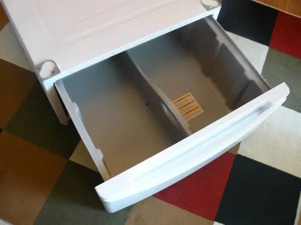Pedestal for washer or Dryer with Storage Drawer