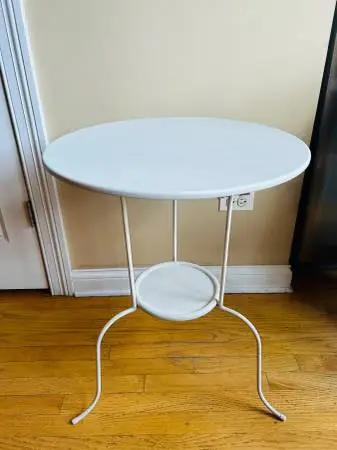 Metal table