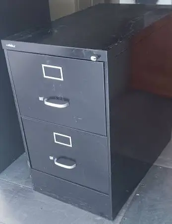 Steelcase,2 Drawer,Legal-Size File Cabinet,Black,File Followers,Rails