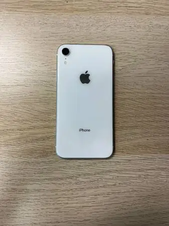 iPhone XR - Unlocked - 256GB