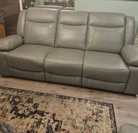 Sofa Reclining electric chair rocks Reclining new condition