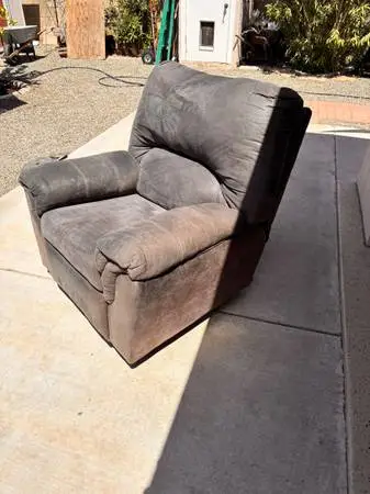 Recliner chair