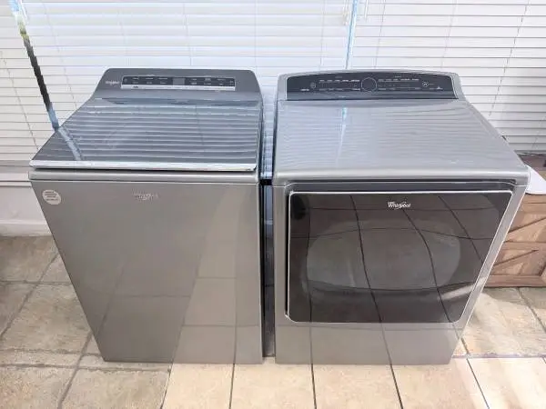 Whirlpool Washer and Electric Dryer - Free Delivery