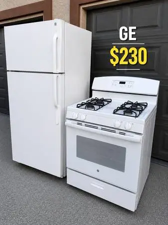 GE Refrigerator & Gas Stove Set