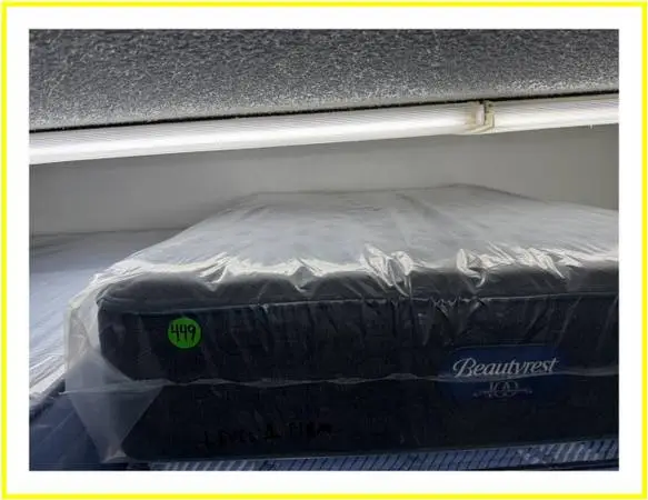 FULL SIZE SIMMONS BEAUTYREST LEVEL 1 (FIRM) MATTRESS & BOX BED
