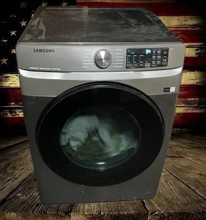 Samsung Ultra Capacity Electric dryer. Like new. Free delivery
