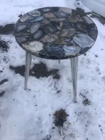 Marble like table top crome legs